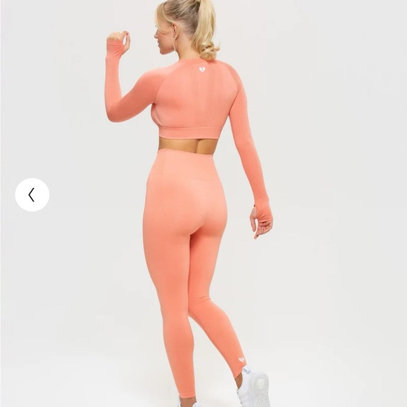 NWT Women’s Best Peach Sand Power Seamless Long Sleeve Crop Top Size 2x - Picture 4 of 7